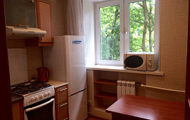 2. к. кв. Воскресенский бульвар 1